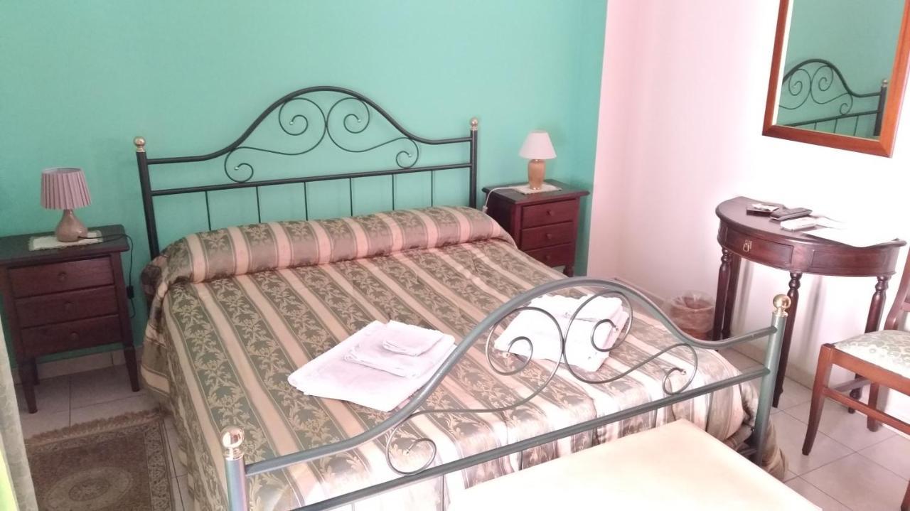 B&B Archia Syracuse Bagian luar foto