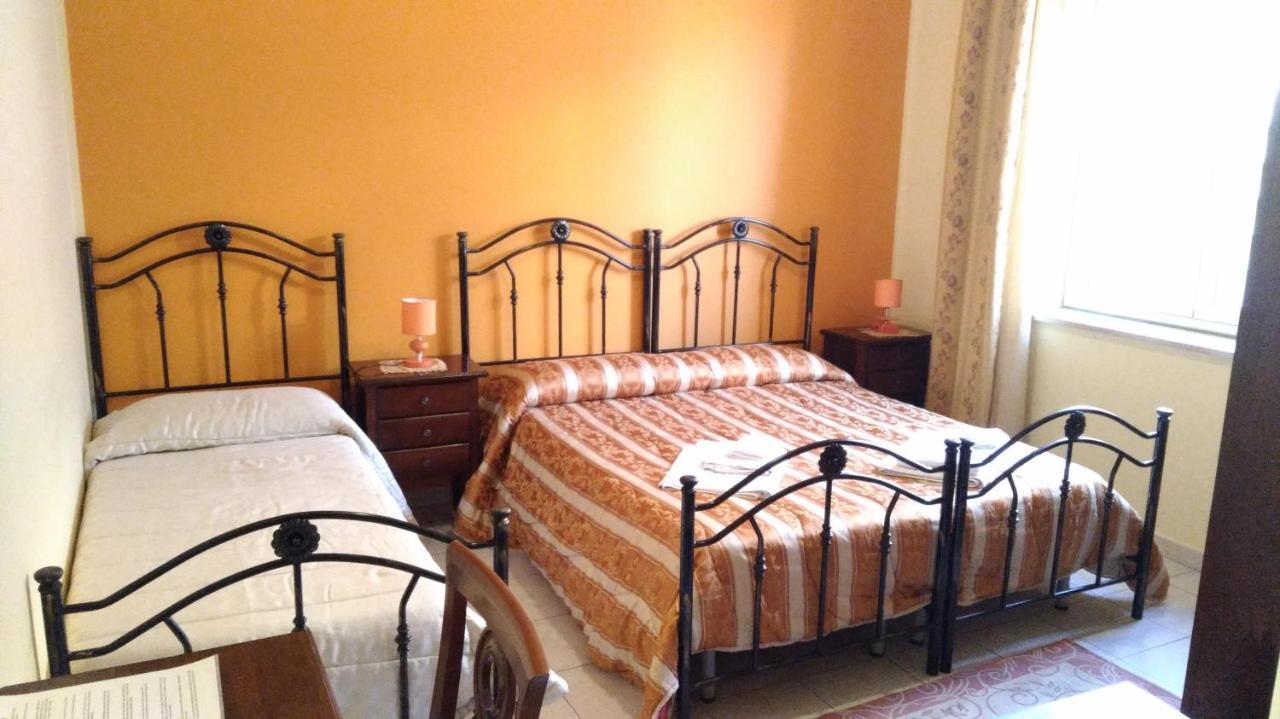 B&B Archia Syracuse Bagian luar foto